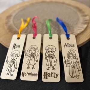 Harry Potter Wood Bookmarks Set